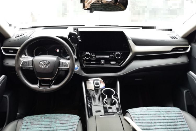 Used Toyota Highlander 2022 Dual-Engine 2.5L Four-Wheel Drive Prestige Version 7 Seats Center Console