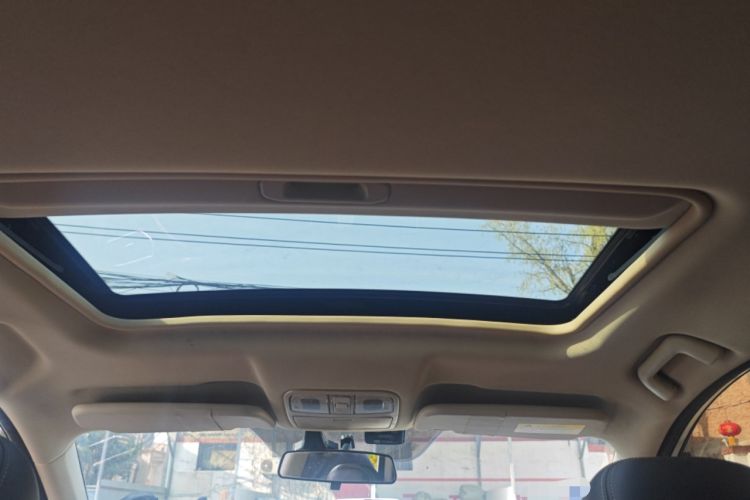 Used Dongfeng Fengon 580 2017 1.5T Manual Luxury Model
