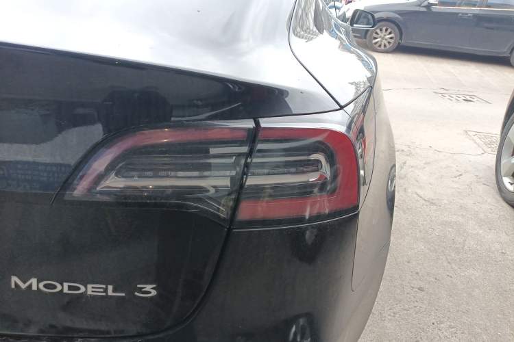 Used Tesla Model 3 2020 Standard Range Rear-Wheel Drive Upgraded Version Exterior 3