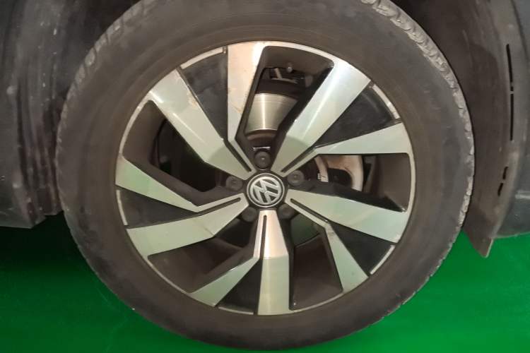 Used Volkswagen Tayron 2019 330TSI Two-Wheel Drive Luxury Model China VI Standard
