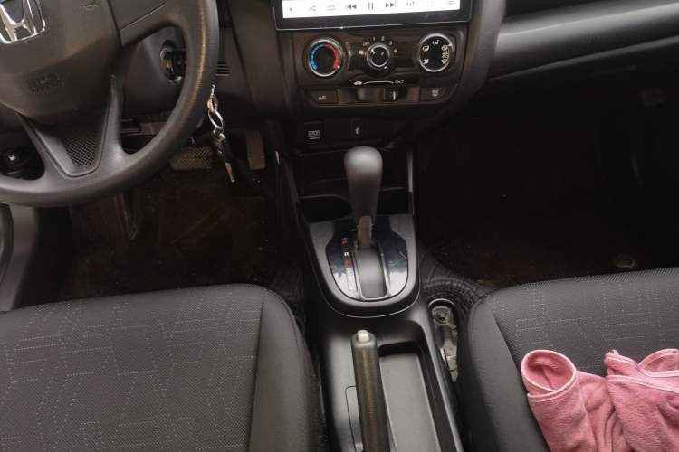 Used Honda Fit 2016 1.5L LXS CVT Comfort Sunroof Version
