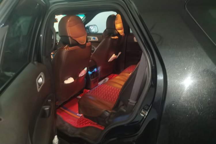 Used Ford Explorer 2013 3.5L Prestige Model
