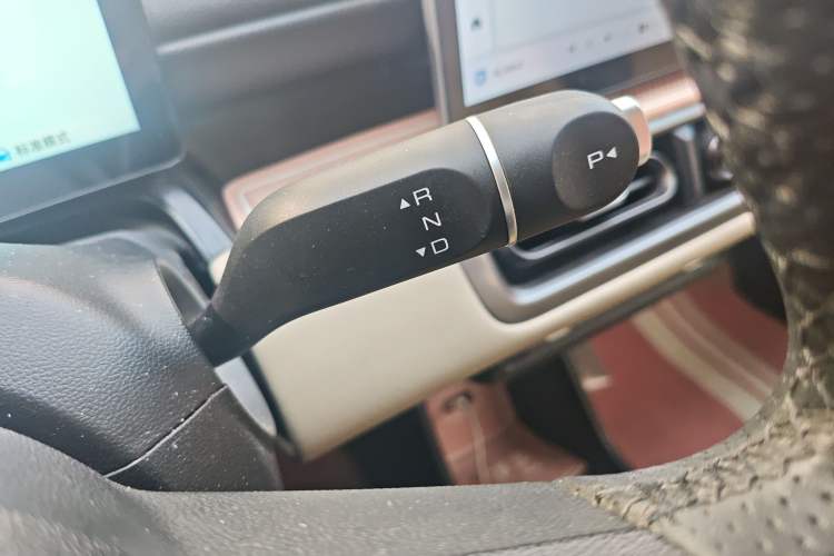 Used Wuling Bingo PLUS 2024 330 km Range Five-Seater Version