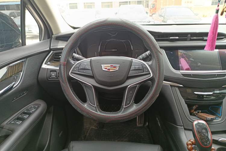 Used Cadillac XT5 2016 25T Luxury Model
