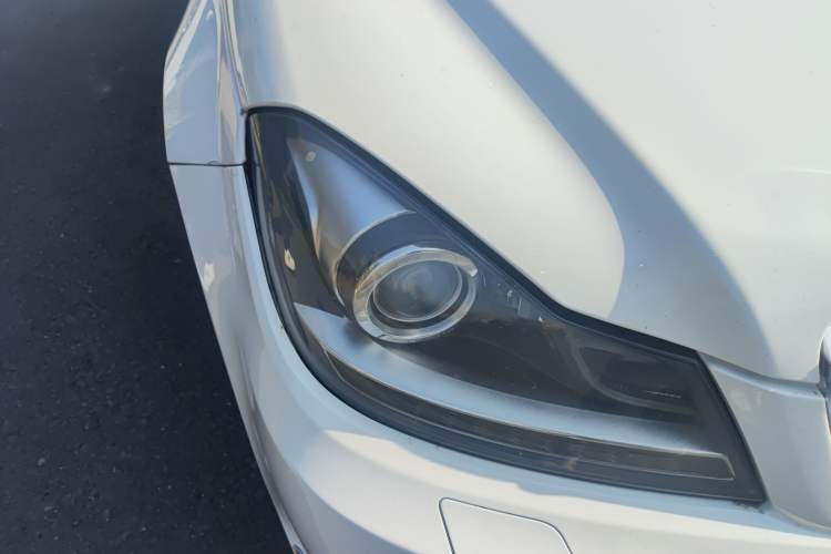 Used Mercedes-Benz C-Class 2011 C 200 CGI Fashion Model