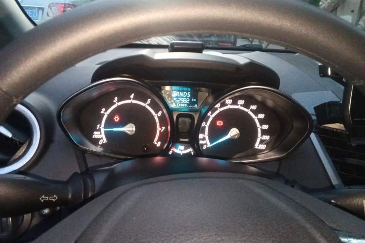 Used Ford Fiesta 2013 Hatchback 1.5L Automatic Fashion Edition Instrument Cluster
