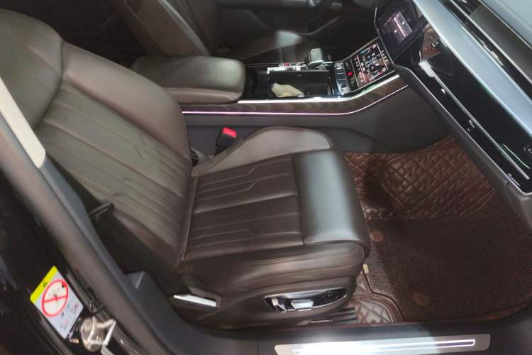 Used Audi A8 2019 Facelifted Plus A8L 50 TFSI quattro Comfort Version
