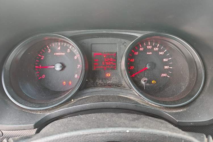 Used Wuling Hongguang 2019 1.5L S Basic Window-Sealed Vehicle China VI LAR Instrument Cluster
