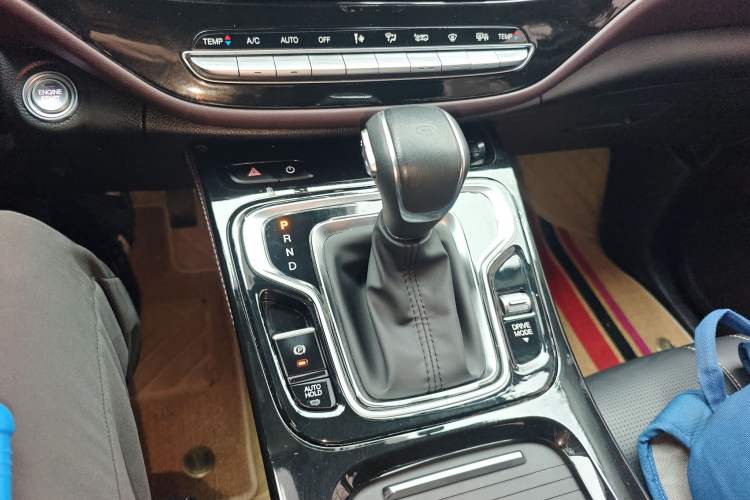 Used GAC Trumpchi M6 2023 PRO 270T DCT Luxury Edition
