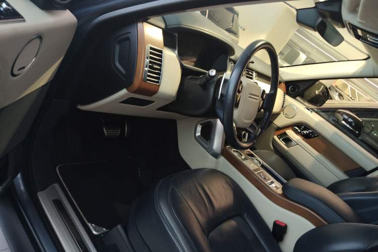 Used Land Rover Range Rover 2018 5.0 SC V8 AB Prestige Extended Version