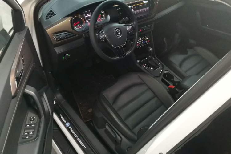 Used Volkswagen Tharu 2021 280TSI Two-Wheel Drive Comfort Edition