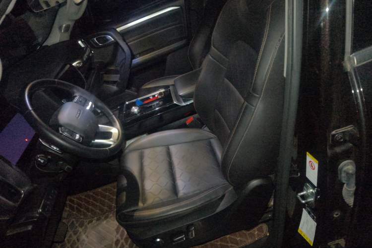 Used Haval DARGO 2022 2.0T DCT 4x4 Chinese Rural Dog Edition