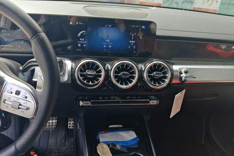 Used Mercedes-Benz GLB AMG 2021-Year Restyled AMG GLB 35 4MATIC Audio And AC Panel