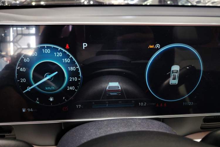 Used Hyundai ix35 2023 Musso 2.0L Flagship Edition TOP