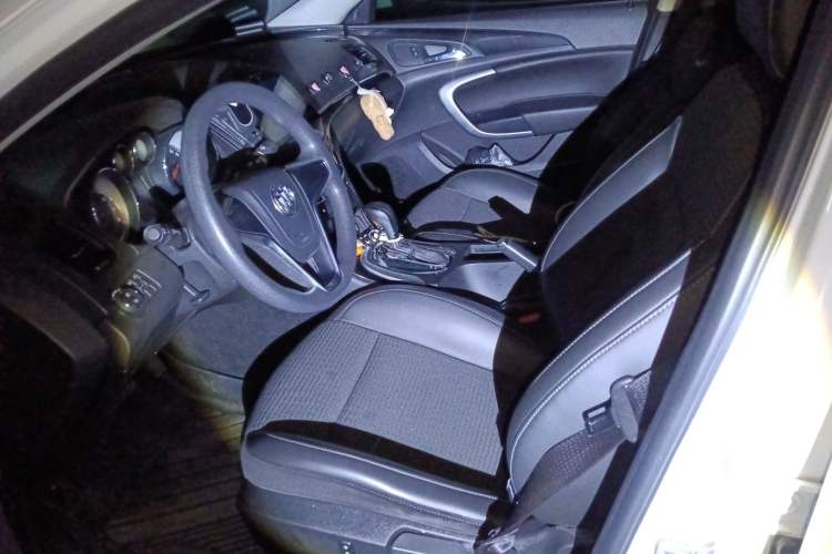 Used Buick Regal 2015 1.6T Leading Technology Model
