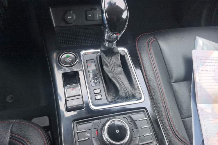 Used BAIC Off-Road BJ20 2016 1.5T CVT Luxury Model Gear Lever