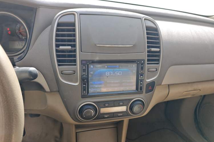 Used Nissan Sylphy 2012 Classic 1.6XE Manual Comfort Edition
