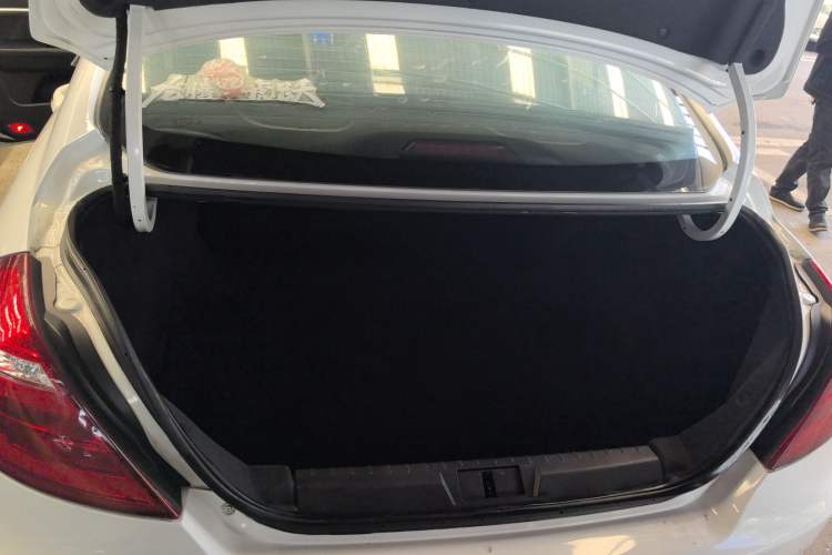 Used Geely Auto Emgrand 2017 Sedan Million Edition 1.5L CVT Upward Version