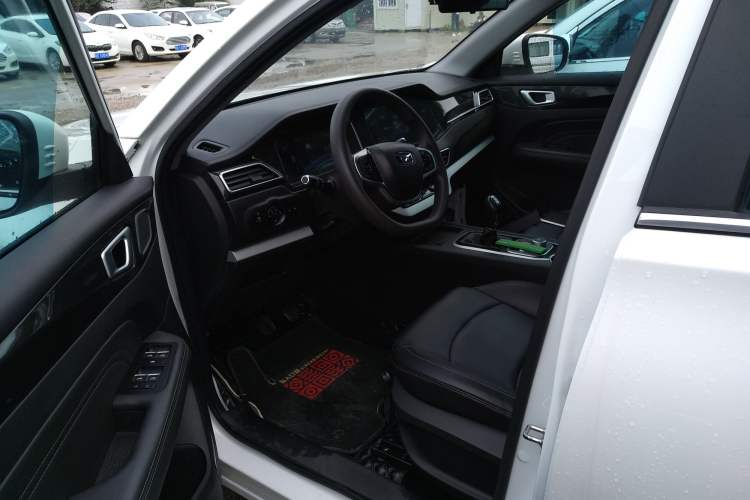 Used Cowin Xuanjie 2020 Revised Version 1.5L Manual - Yue