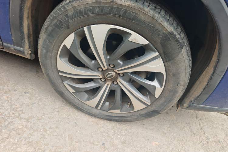 Used GAC Trumpchi GS4 2021 270T Automatic Luxury Edition Right Front Wheel Hub