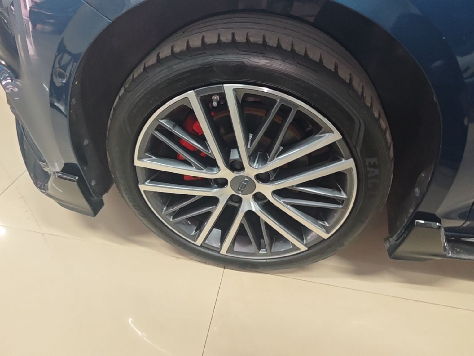 Geely Auto Preface 2023 2.0TD "Only This Verdant Green" Edition — снимка 10