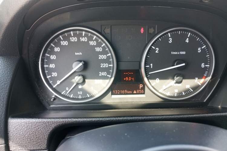 Used BMW X1 2014 sDrive18i Leading Model
