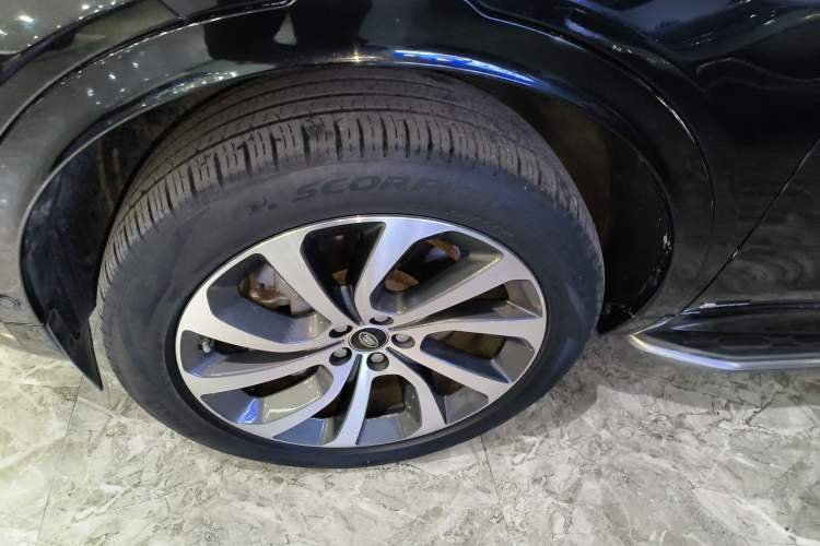 Used Land Rover Discovery Sport New Energy 2021 P300e Performance Tech Edition
