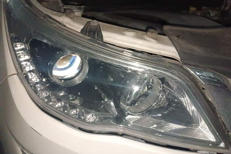 Used Baojun 560 2016 1.8L Manual Luxury Edition
