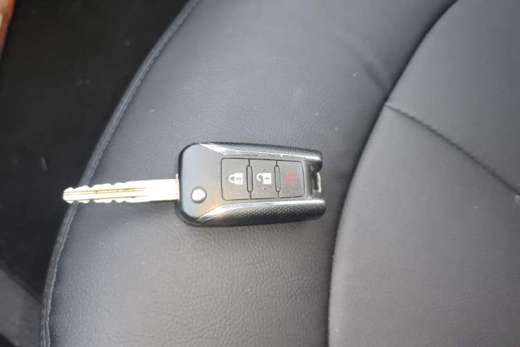 Used Venucia T70 2015 2.0L Manual RuiQu Version