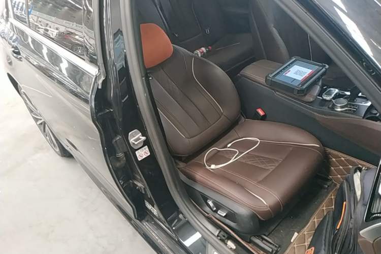 Used BMW 5 Series 2023 530Li Leading Model M Sport Package
