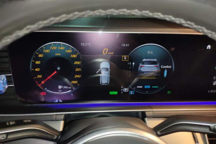 Used Mercedes-Benz GLE 2020 Facelifted GLE 450 4MATIC Stylish Edition Instrument Cluster