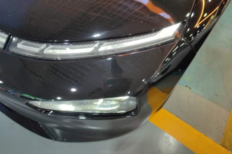 Used XPeng P7 2020 Rear-Drive Long-Range Smart Drive Version Left Front Headlight