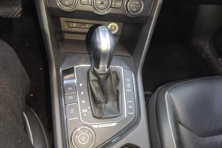 Used Volkswagen Tiguan 2017 330TSI All-Wheel-Drive Innovation Model