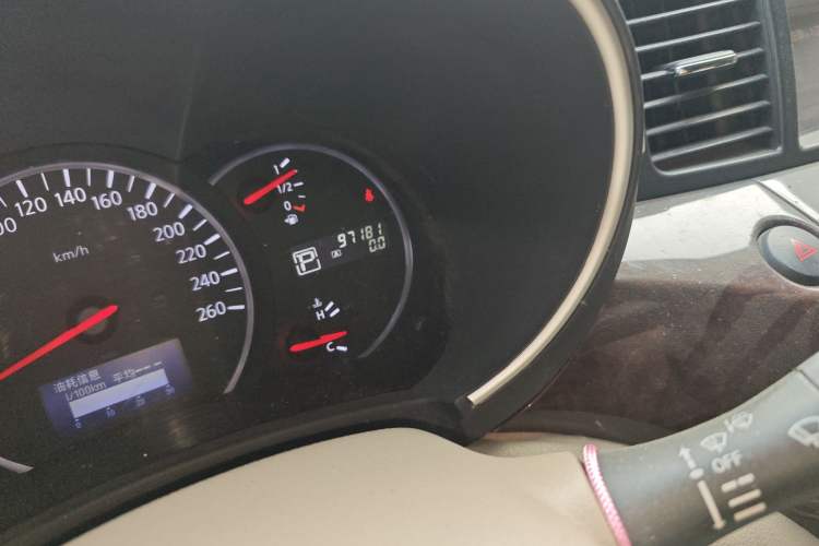 Used Nissan Quest 2015 3.5L SL