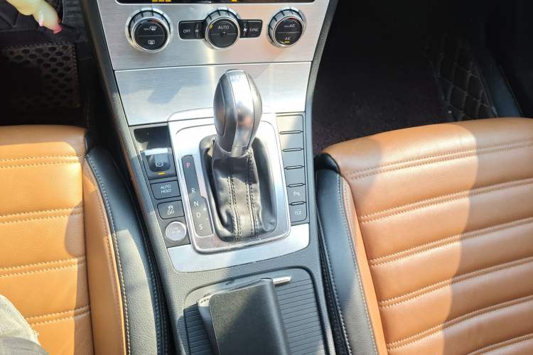 Used Volkswagen FAW-Volkswagen CC 2016 2.0 TSI Luxury Model