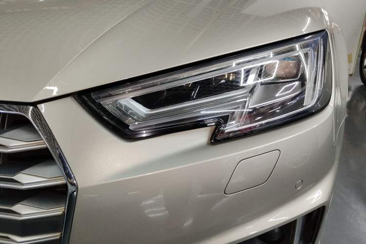 Used Audi A4L 2019 40 TFSI Fashion Version China V
