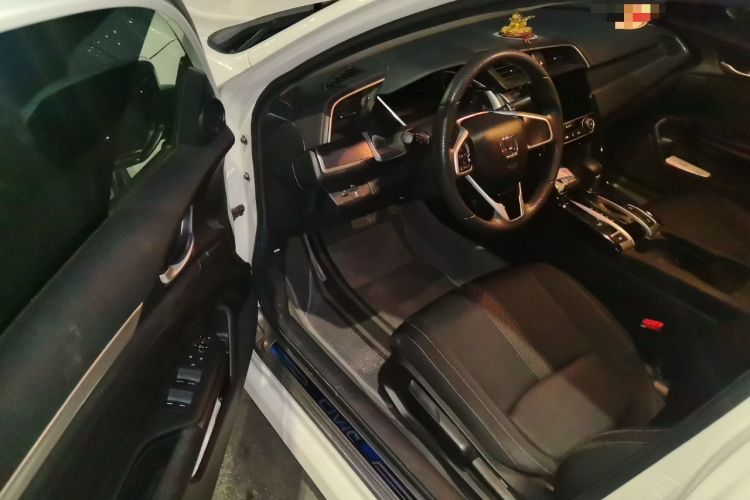 Used Honda Civic 2016 220TURBO CVT Luxury Edition