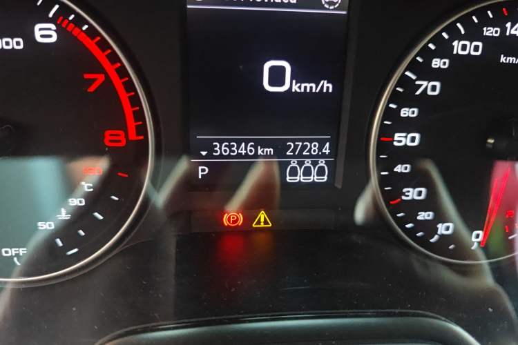 Used Audi Q2L 2022 35 TFSI Advanced Style Edition Odometer Close Up