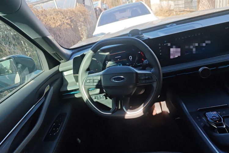 Used Ford Edge 2023 Ford Explorer L 2.0T EcoBoost Two-Wheel Drive 7-Seater Luxury Model