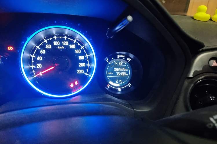 Used Honda XR-V 2021 1.5L CVT Comfort Version Odometer Close Up