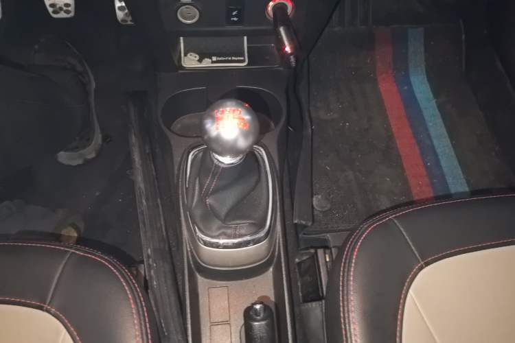 Used Great Wall M4 2014 1.5L Manual Comfort Model Gear Lever