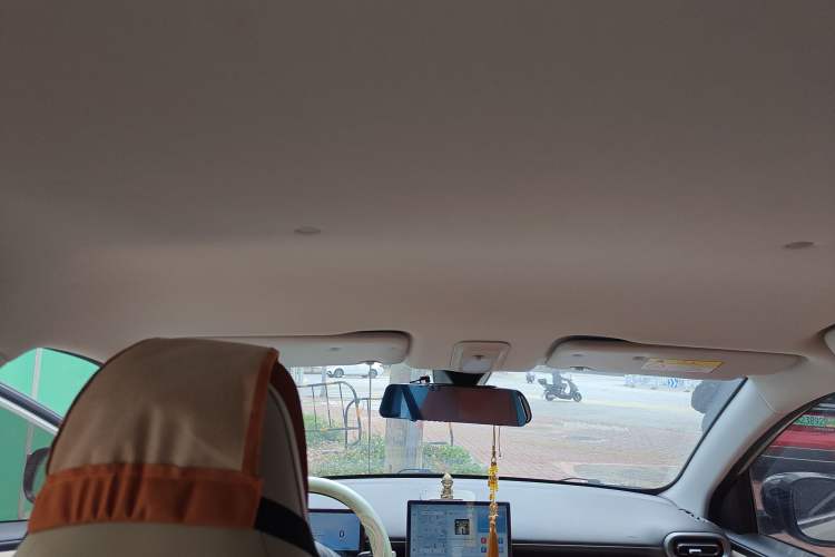 Used Wuling Bingo PLUS 2024 330 km Range Five-Seater Version
