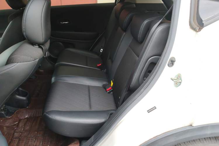 Used Honda Vezel 2020 1.5L CVT Pioneer Edition
