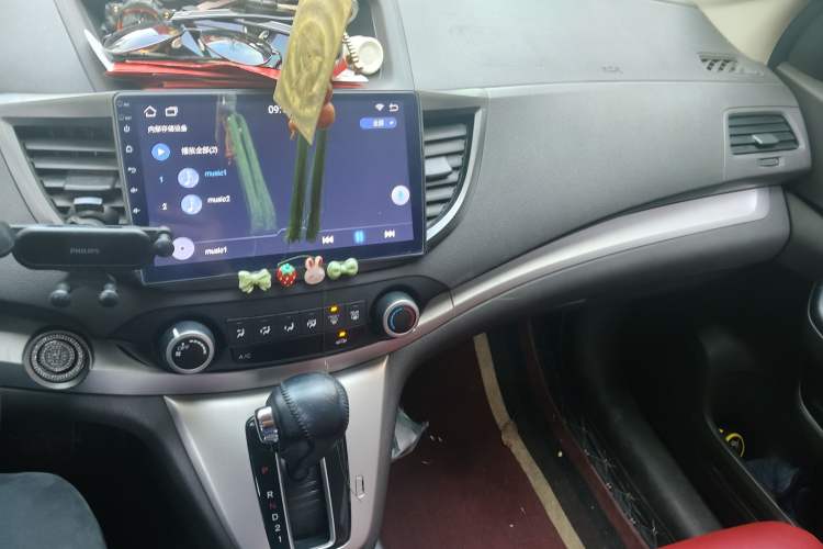 Used Honda CR-V 2012 2.0L two-wheel drive urban version
