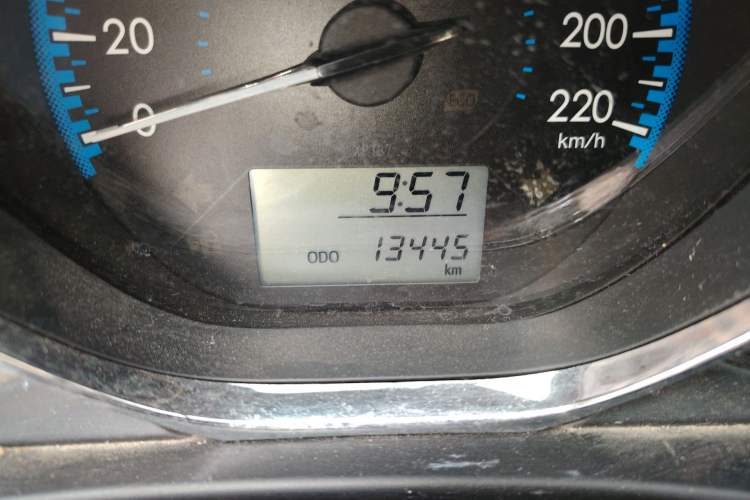 Used Toyota Vios 2019 1.5L Manual Trend Edition Odometer Close Up