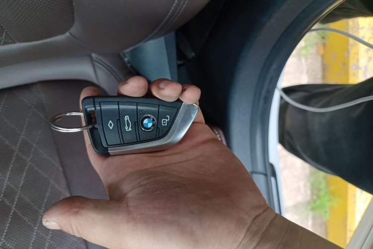 Used BMW i3 2022 eDrive 35 L Vehicle Key