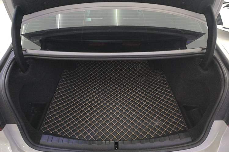 Used BMW 3 Series 2025 330Li M Sport Shadowline Package
