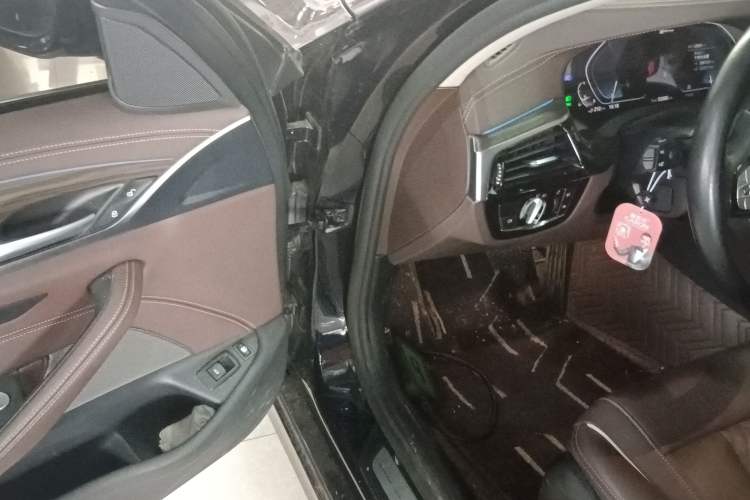 Used BMW 5 Series New Energy 2022 535Le Luxury Package