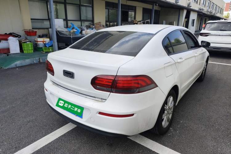 Used Qoros 3 2018 Sedan 1.6L Automatic Leading Model