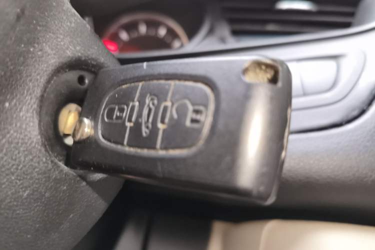 Used Citroen C5 2012 2.0L Automatic Luxury Edition Vehicle Key